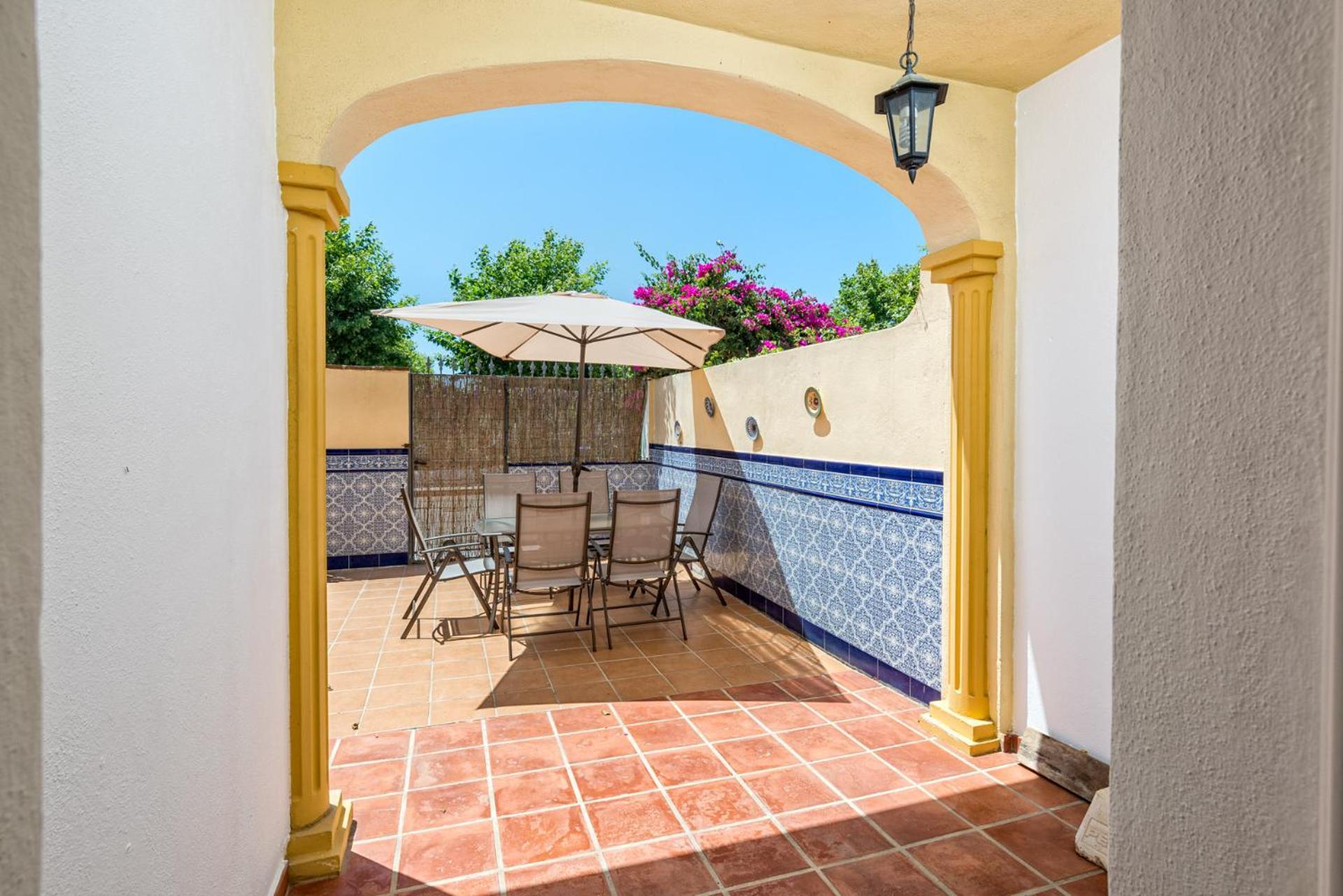 Castillo Sohail Townhouse Near The Beach By Costarentals - Ref 101 丰希罗拉 外观 照片