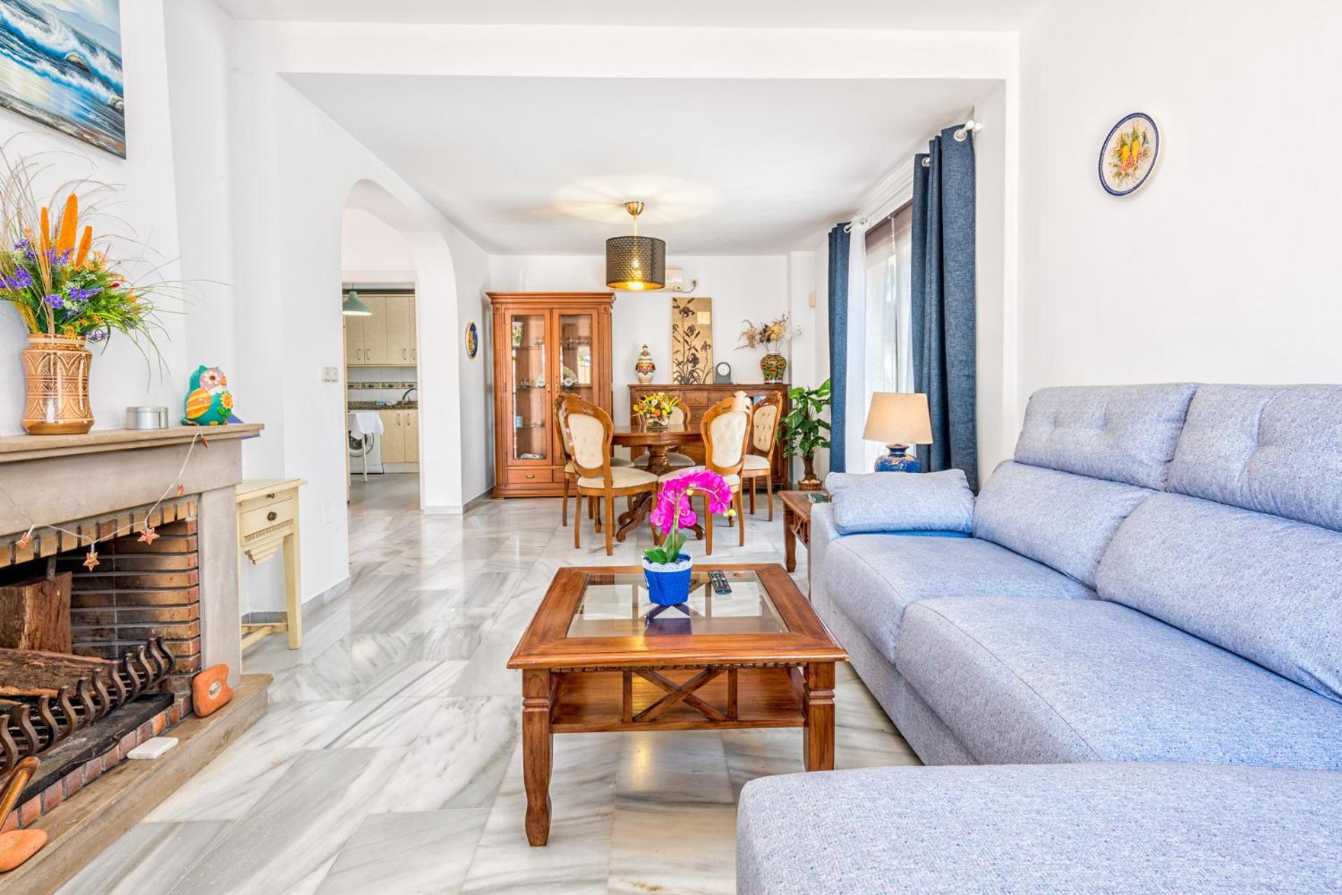 Castillo Sohail Townhouse Near The Beach By Costarentals - Ref 101 丰希罗拉 外观 照片